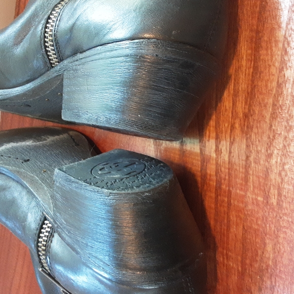 Sam Edelman "Parley" Black Leather Booties with Decorative Zipper | Size 6.5 - Picture 9 of 13